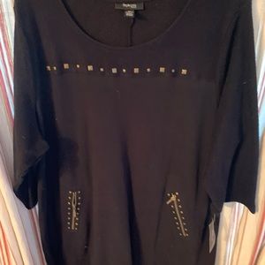 Woman’s size 3X cotton and polyester  tunic.